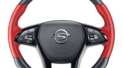 SsangYong Tivoli D-cut Steering Press-Image