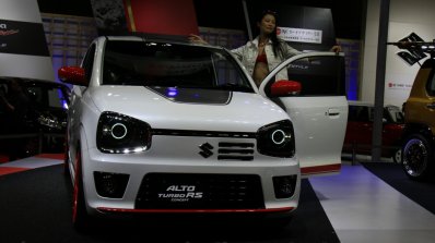 Suzuki Alto Turbo RS Concept front at the 2015 Tokyo Auto Salon