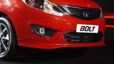 Tata Bolt bodykit front splitter