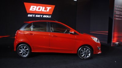 Tata Bolt bodykit side