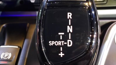 2015 BMW i8 India launch gear lever