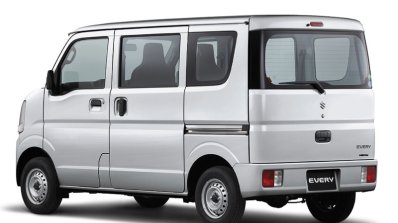 2015 Suzuki Every GA rear three quarter Japan