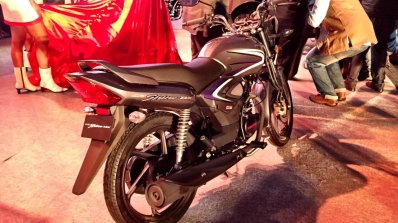 2015 Honda CB Shine rear three quarters live image