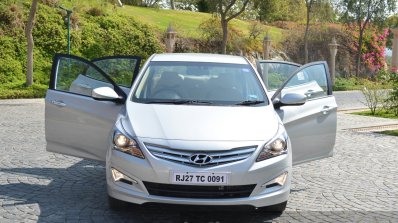 2015 Hyundai Verna diesel facelift doors open