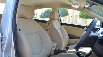 2015 Hyundai Verna diesel facelift front seats