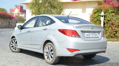 2015 Hyundai Verna diesel facelift rear quarter