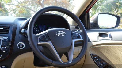 2015 Hyundai Verna petrol facelift steering