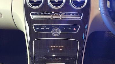 2015 Mercedes C Class Diesel launch center console