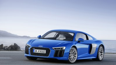 2016 Audi R8 front quarter press shot