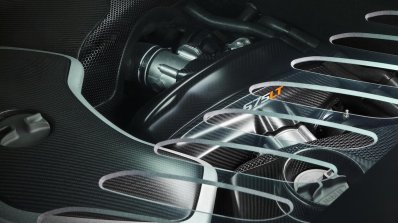 2016 McLaren 675LT press shot engine