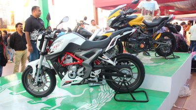 DSK Benelli TNT 250 At India Bike Week 2015 Left Side Profile