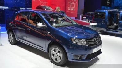 Dacia Logan Special Edition front three quarter view at 2015 Geneva Motow Show