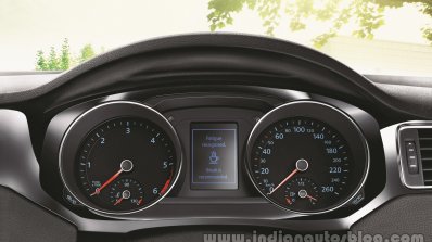 VW Jetta facelift cluster press shots
