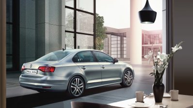 VW Jetta facelift rear quarter press shots