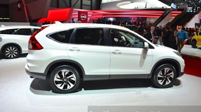 2015 Honda CR-V side view at 2015 Geneva Motor Show