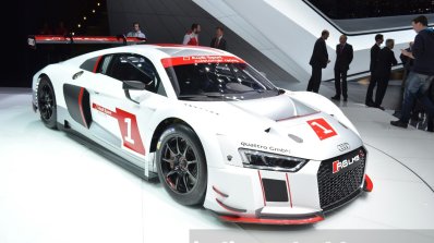 2016 Audi R8 V10 LMS front three quarter(2) view at 2015 Geneva Motor Show