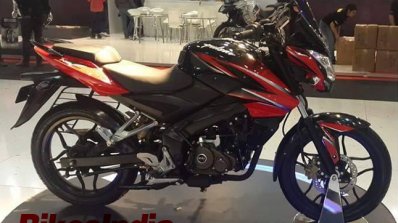 Bajaj Pulsar 150 NS Right Side Profile