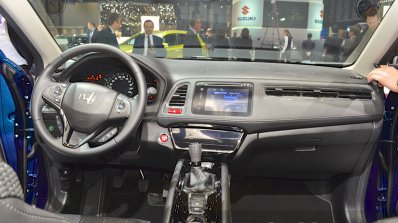 Honda HR-V dashboard at 2015 Geneva Motor Show