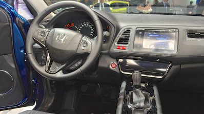 Honda HR-V steering at 2015 Geneva Motor Show