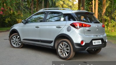 Hyundai i20 Active Diesel rear quarter Review