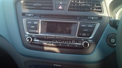 Hyundai i20 Active blue inserts