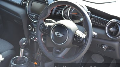 Mini Cooper S steering