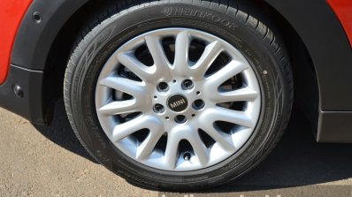 Mini Cooper S wheel