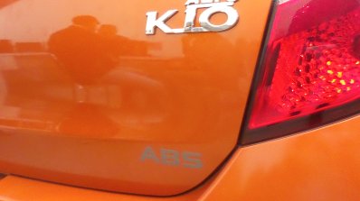 Suzuki alto-K10-badge-at-Algeria-Motor-Show