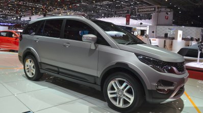 Tata Hexa front three quarters left at the 2015 Geneva Motor Show