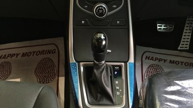 2015 Hyundai Elantra gear selector for India