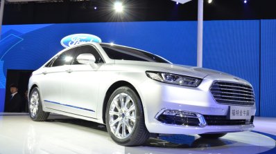2016 Ford Taurus front three quarter at Auto Shanghai 2015
