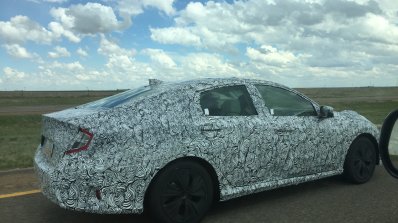2016 Honda Civic side spied testing in the USA