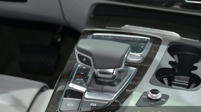 Audi Q7 e-tron 2.0 TFSI quattro gear selector at Auto Shanghai 2015