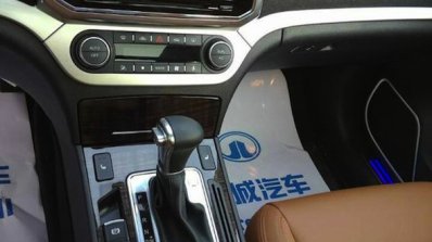 Haval H6 Coupe center console