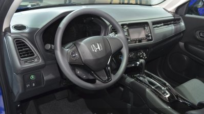 Honda Vezel interior at Auto Shanghai 2015