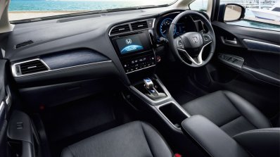 2015 Honda Shuttle cabin