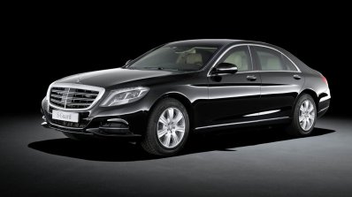 2015 Mercedes S600 Guard front quarter