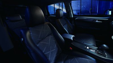 2016 Honda Jade RS seats press image