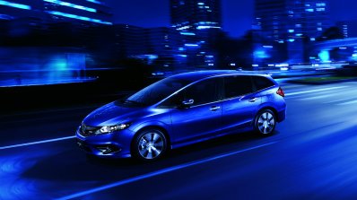 2016 Honda Jade RS side press image