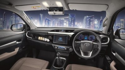 2016 Toyota Hilux Revo cabin press shots