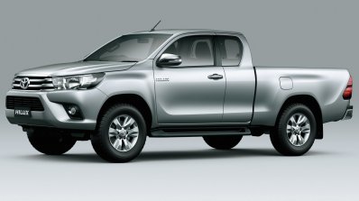 2016 toyota hilux space cab front three quarter press image