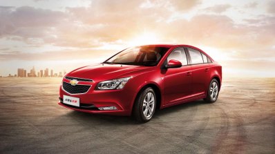Chevrolet Cruze Classic front three quarter