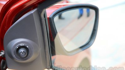 Ford Figo Aspire mirror adjustment from unveiling
