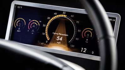 Freightliner Inspiration Truck digital instrument cluster press image