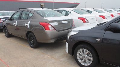 Nissan Sunny export variants