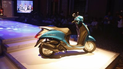 Yamaha Fascino Launch at Mumbai right side