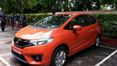 2015 Honda Jazz Orange front quarter India