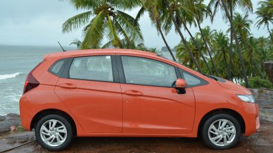 2015 Honda Jazz Petrol V CVT side Review