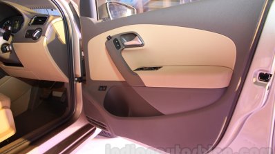2015 VW Vento facelift door pads