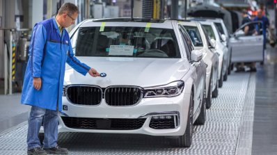 2016 BMW 7 Series production unveiled in Munich